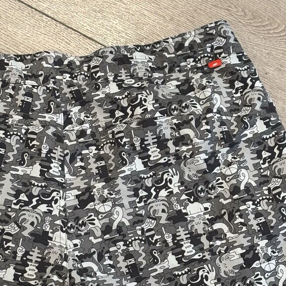 Nike Prodigy Summer Solstice Shorts Mens Size 38 White Black Print Crazy Print - Picture 6 of 6
